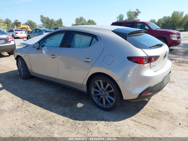 Mazda Mazda3 2.5 S Select 2023 JM1BPAKM8P1602613 Image 3
