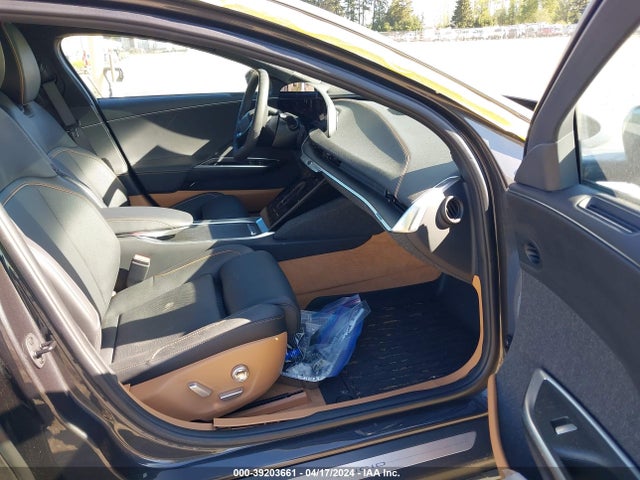 Lucid Air Touring 2023 50EA1TEA2PA001235 Image 5