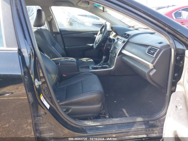 4T1BF1FK5FU884889 Toyota CAMRY SE