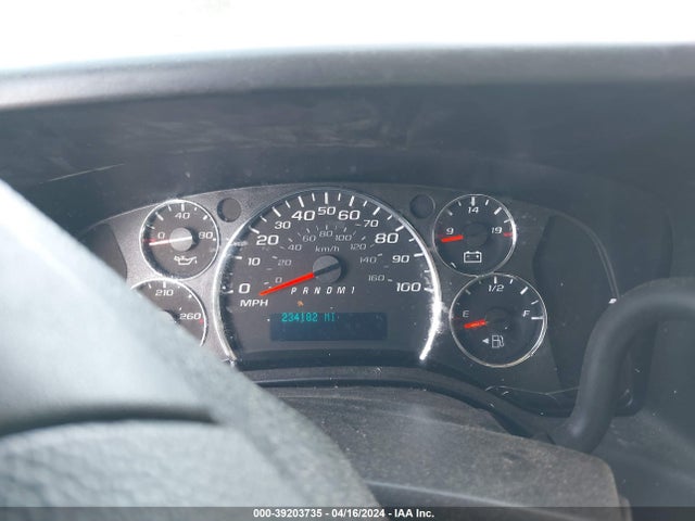 Chevrolet Express 2500 Work Van 2017 1GCWGAFG5H1104084 Image 7