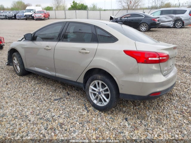 Ford FOCUS SE 2015 1FADP3F20FL239293 Image 3