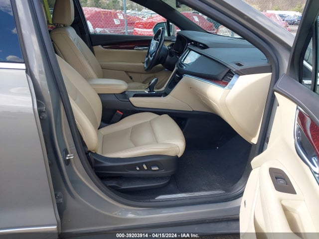 Cadillac XT5 LUXURY 2019 1GYKNDRS6KZ123316 Image 5