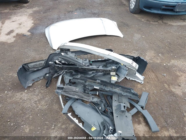 Honda CR-V LX 2018 2HKRW6H31JH233428 Image 12