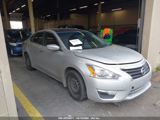 2015 1N4AL3AP7FC476574 main image