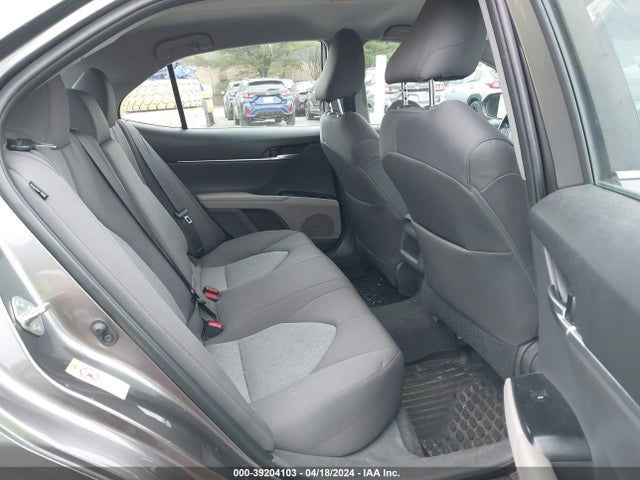 Toyota CAMRY LE 2018 4T1B11HK0JU614845 Image 8