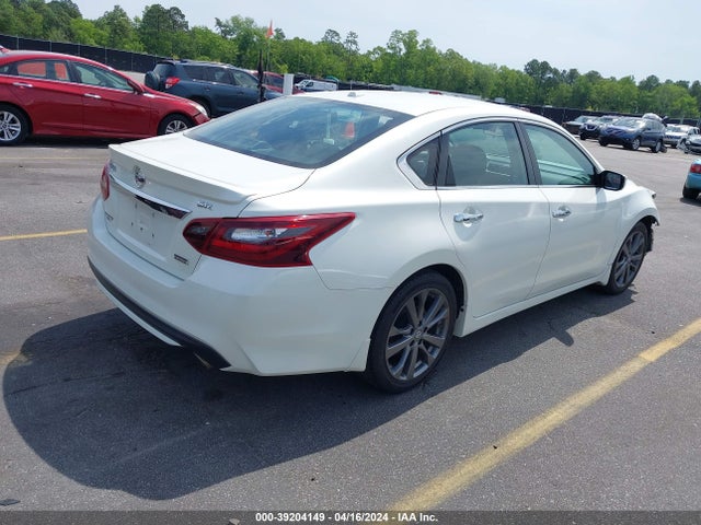 Nissan Altima 2.5 Sr 2018 1N4AL3AP5JC147963 Image 4