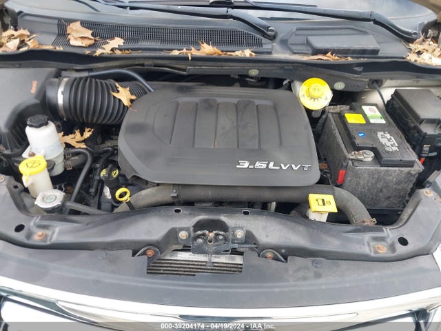 2C4RC1CG1ER108475 Chrysler Town & Country Touring-l