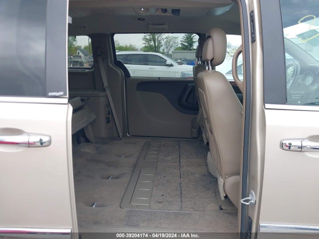 2C4RC1CG1ER108475 Chrysler Town & Country Touring-l