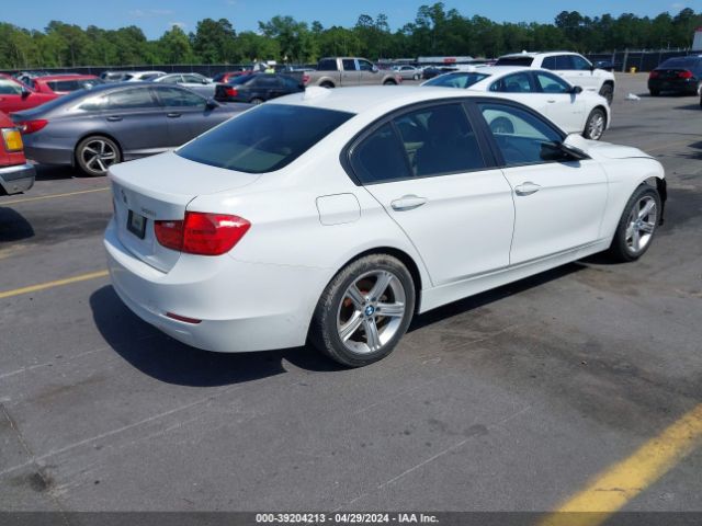 WBA3B1G56FNT07681 BMW 320i