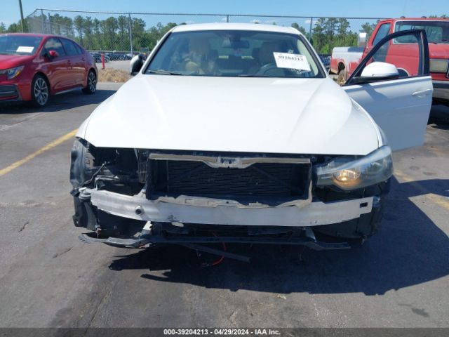 WBA3B1G56FNT07681 BMW 320i