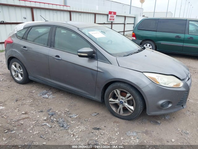 Ford FOCUS SE 2014 1FADP3K25EL140277 Image 1