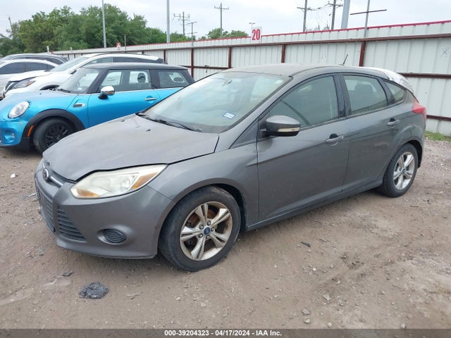 Ford FOCUS SE 2014 1FADP3K25EL140277 Image 2
