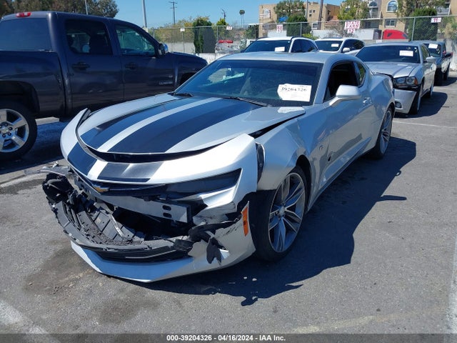 Chevrolet Camaro 1lt 2018 1G1FB1RX3J0133551 Image 2