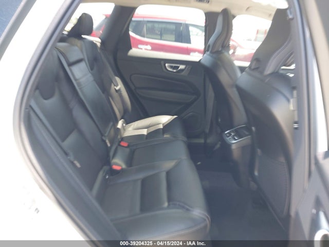 YV4102DL9M1829540 Volvo Xc60 T5 Inscription