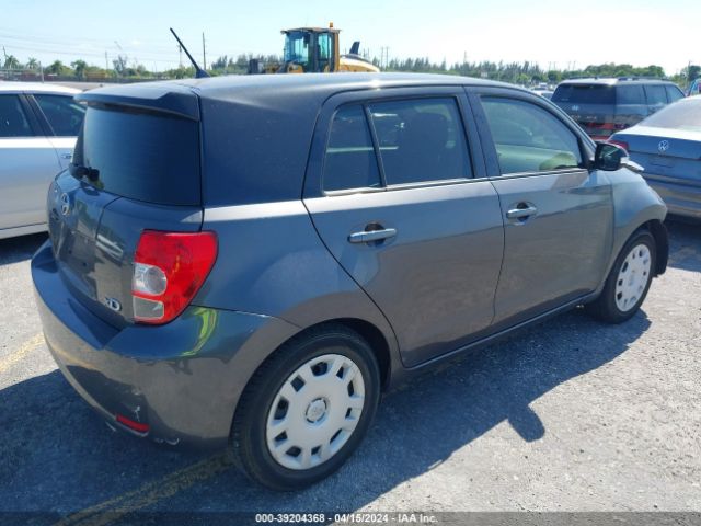JTKKUPB45E1045550 Scion XD