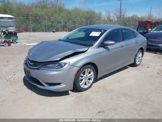 Chrysler 200 Limited 2015 1C3CCCAB8FN502213 Image 2