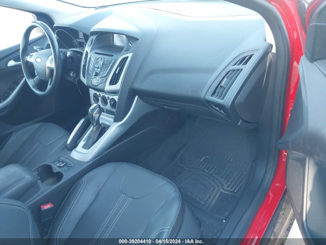 Ford FOCUS SE 2014 1FADP3K21EL102092 Image 5