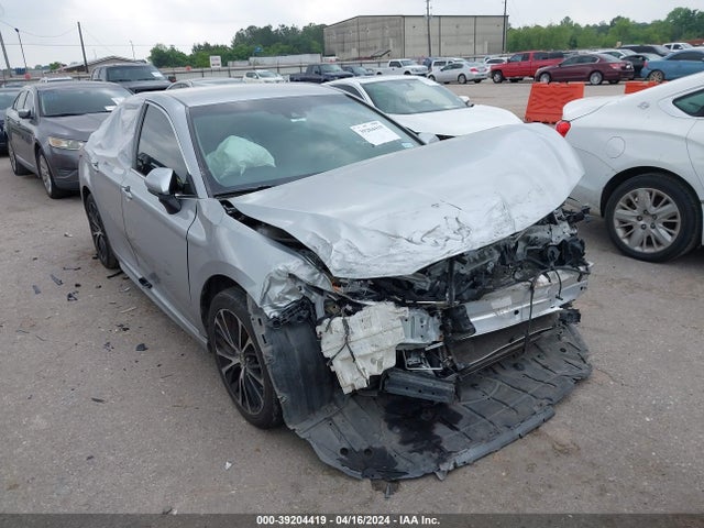 Toyota CAMRY SE 2018 4T1B11HK4JU058233 zdjęcie główne