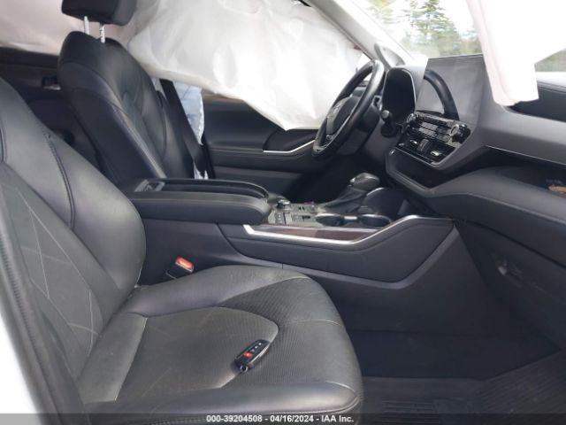5TDFZRBH4MS097620 Toyota Highlander Platinum