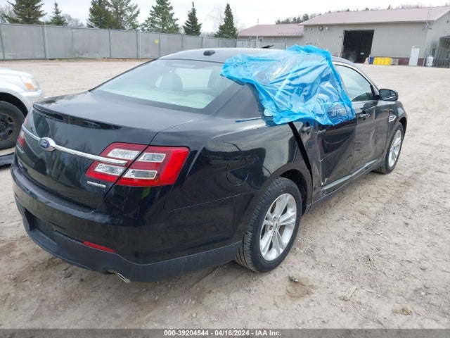 Ford TAURUS SE 2017 1FAHP2D80HG123994 Image 4