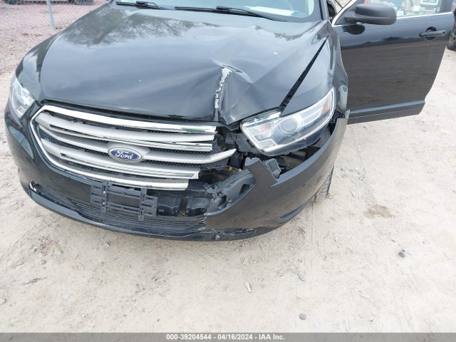 Ford TAURUS SE 2017 1FAHP2D80HG123994 Image 6