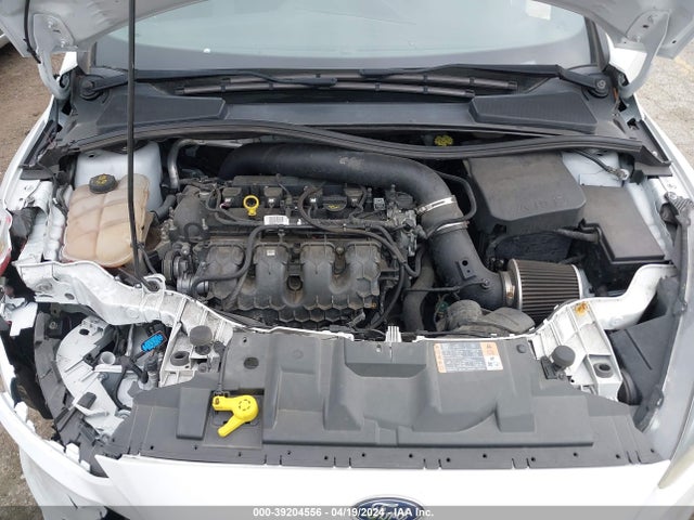 Ford FOCUS ST 2018 1FADP3L97JL260524 Image 10
