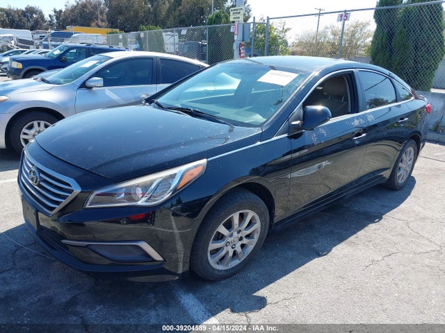 Hyundai SONATA SE 2017 5NPE24AF7HH564866 Image 2