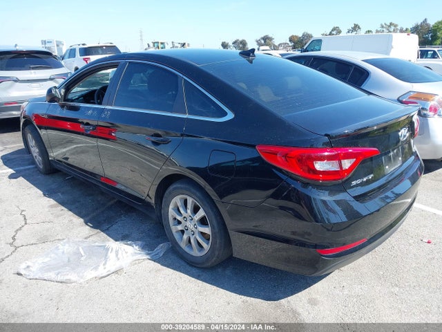 Hyundai SONATA SE 2017 5NPE24AF7HH564866 Image 3