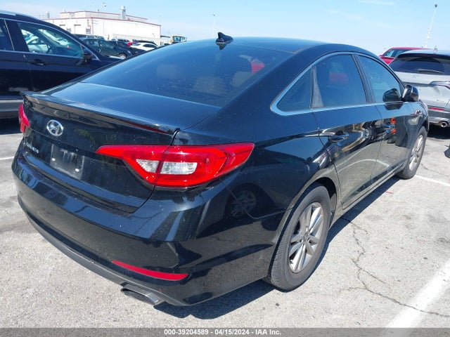 Hyundai SONATA SE 2017 5NPE24AF7HH564866 Image 4