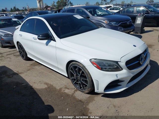 2019 55SWF8DB5KU304401 main image