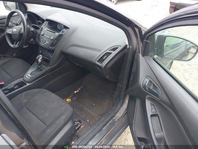 Ford FOCUS S 2016 1FADP3E22GL334974 Image 5