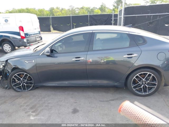 5XXGT4L39LG435590 KIA Optima Se