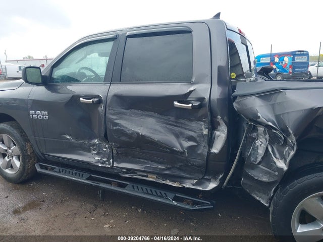 1C6RR7LG0HS667351 RAM 1500 Big Horn  4x4 5'7 Box