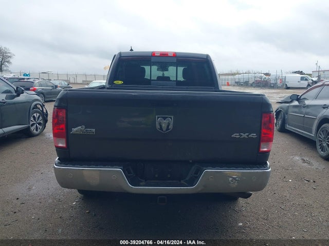1C6RR7LG0HS667351 RAM 1500 Big Horn  4x4 5'7 Box