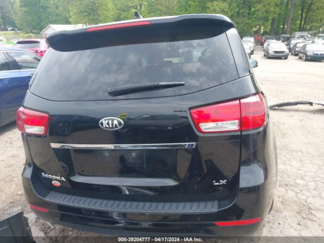 KNDMB5C15H6227593 KIA SEDONA LX