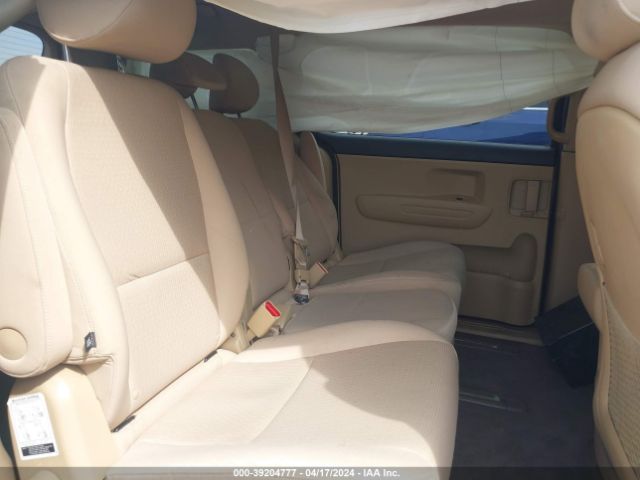 KNDMB5C15H6227593 KIA SEDONA LX