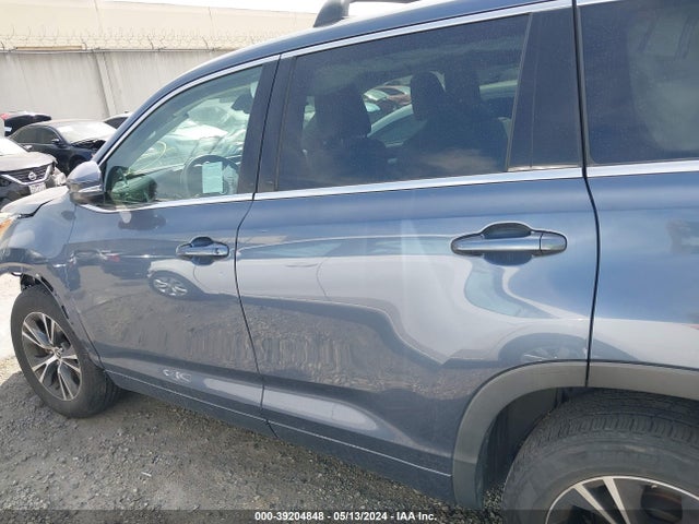 Toyota Highlander Le 2017 5TDZARFH1HS027366 Image 15