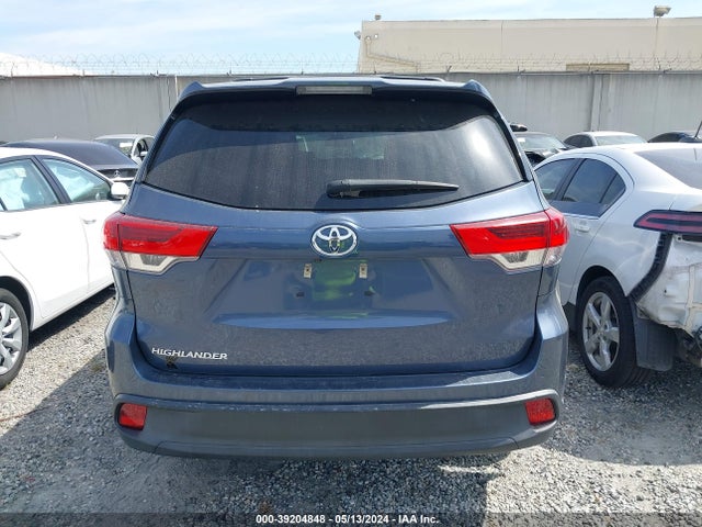 Toyota Highlander Le 2017 5TDZARFH1HS027366 Image 17