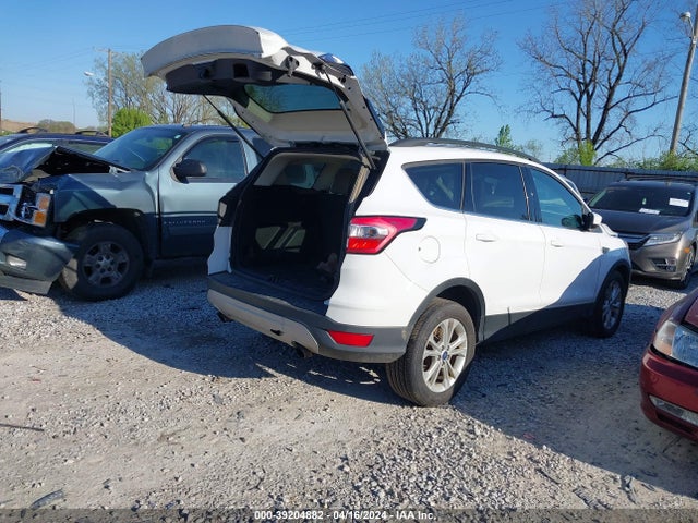 Ford ESCAPE SE 2018 1FMCU9GD5JUA25500 Image 4