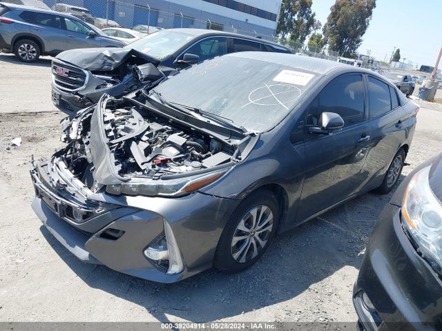 Toyota Prius Prime Xle 2020 JTDKARFP2L3147406 Image 2