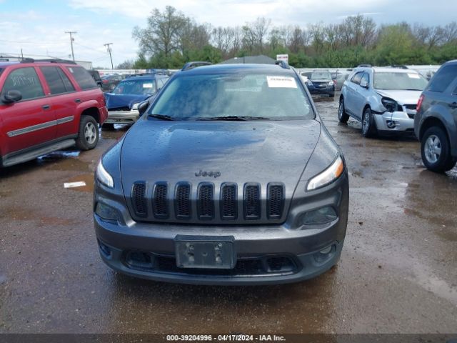 1C4PJLCB4JD543114 Jeep Cherokee Latitude Fwd