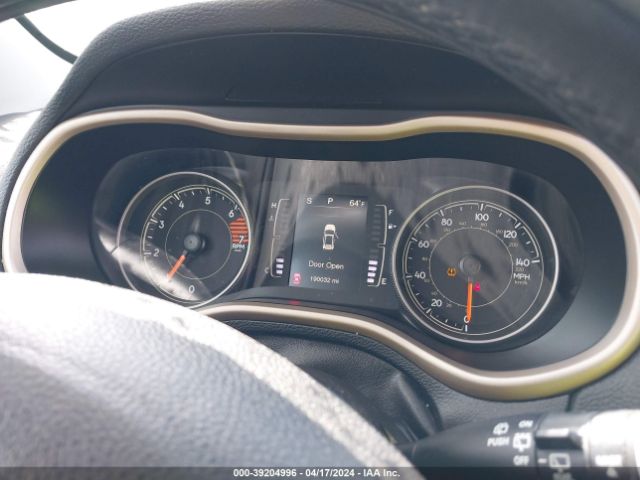 1C4PJLCB4JD543114 Jeep Cherokee Latitude Fwd
