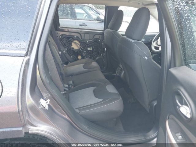 1C4PJLCB4JD543114 Jeep Cherokee Latitude Fwd