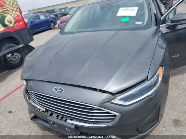 3FA6P0MU7KR110443 Ford Fusion Hybrid Sel