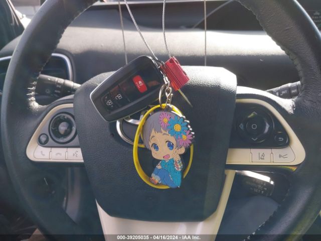 JTDKARFU4G3015758 Toyota Prius Three Touring