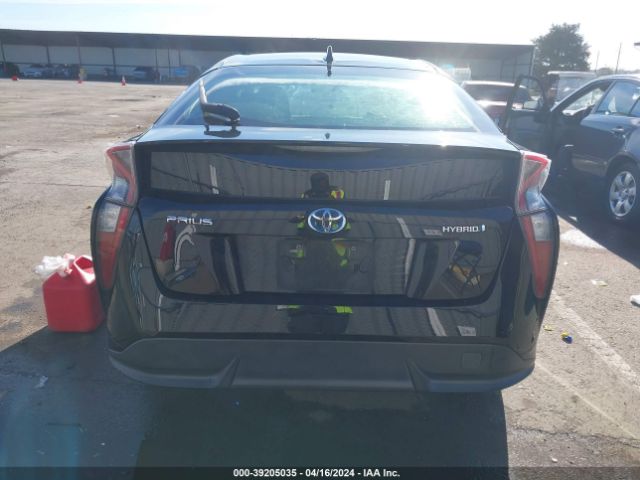 JTDKARFU4G3015758 Toyota Prius Three Touring