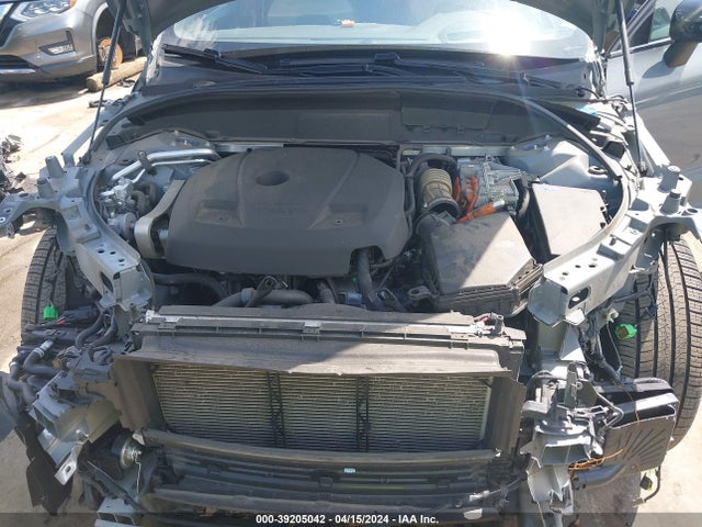 YV4BR0DM0N1945928 Volvo Xc60 Recharge Plug-in Hybrid T8 R-design