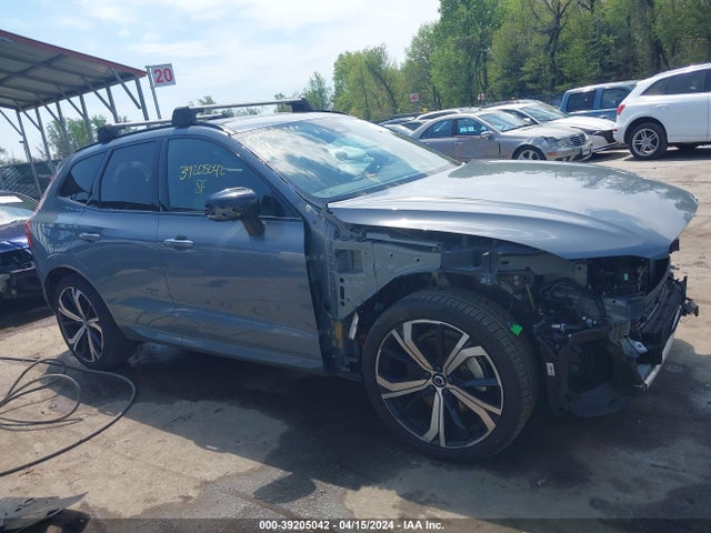 YV4BR0DM0N1945928 Volvo Xc60 Recharge Plug-in Hybrid T8 R-design