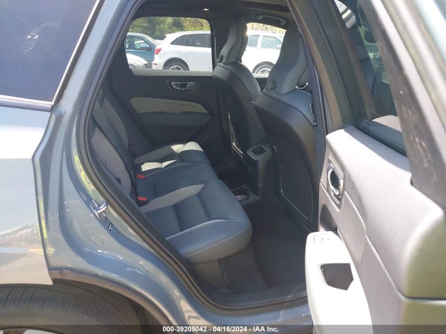 YV4BR0DM0N1945928 Volvo Xc60 Recharge Plug-in Hybrid T8 R-design