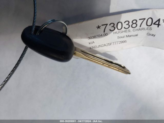 KNDJN2A25F7772995 KIA Soul